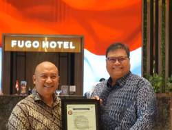 Perkuat Mutu Layanan Perhotelan, SUCOFINDO Serahkan Sertifikasi ISO 9001:2015 kepada Hotel FUGO Samarinda
