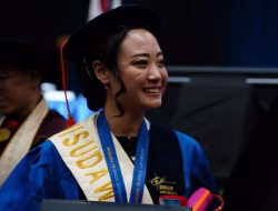 Dari Beasiswa Penuh hingga Summa Cum Laude, Sherine Kiatandi Temukan Arti Proses di BINUS UNIVERSITY