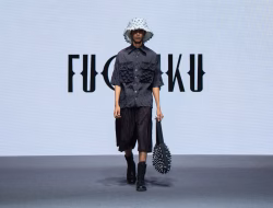 FUGUKU MEMPERKENALKAN KOLEKSI “GROUND ZERO” DI ORCHARD ROAD FASHION WEEK, MENGHUBUNGKAN AKTIVASI GLOBAL DENGAN SENI MENGUMPULKAN KARYA FASHION BERKESADARAN