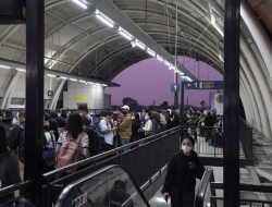 Dari Berangkat Kerja hingga Aktivitas Akhir Pekan, LRT Jabodebek Jadi Pilihan Masyarakat