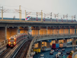 LRT Jabodebek Lakukan Uji Coba Perjalanan 05.30 WIB untuk Dukung Pengguna Whoosh Keberangkatan Pagi