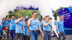Rayakan HUT Ke-37, Bank Raya Hadirkan Pengalaman Raya Active melalui Jalan Sehat