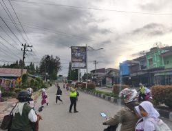 Cegah Kemacetan dan Jaga Keselamatan Pelajar, Satlantas Polres Bener Meriah Gelar Pengaturan Lalu Lintas