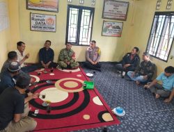 Babinsa Koramil 08/Silih Nara Pererat Sinergi dengan Aparatur Desa dan Bhabinkamtibmas Melalui Komsos di Wih Porak