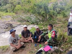 Babinsa Disambut Hangat Warga di Desa Binaan, Komsos Jadi Jembatan Kedekatan TNI dan Rakyat