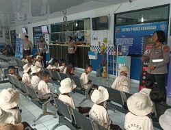 Dukungan Pendidikan Karakter Usia Dini, Sat Lantas Polres Kuningan Sambut Puluhan Siswa TK Negeri Luragung Landeuh