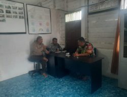 Babinsa Koramil 05/Linge Serda Anas Us Laksanakan Komsos Bersama Aparatur Desa Kute Keramil, Pererat Sinergi TNI dan Pemerintah Desa