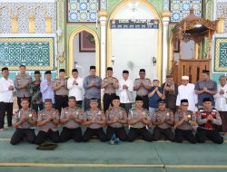 Jumat Keliling di Masjid Ruhama, Kapolres Aceh Tengah Ajak Warga Jaga Alam, Hindari Riba dan Tertib Berlalu Lintas
