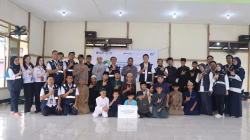 HUT ke-70, SUCOFINDO Cabang Pontianak Salurkan Bantuan Renovasi Pondok Pesantren Al-I’tishom